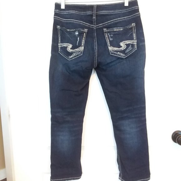 Silver Suki Capri Jeans 29x22.5 mid rise - Picture 2 of 5